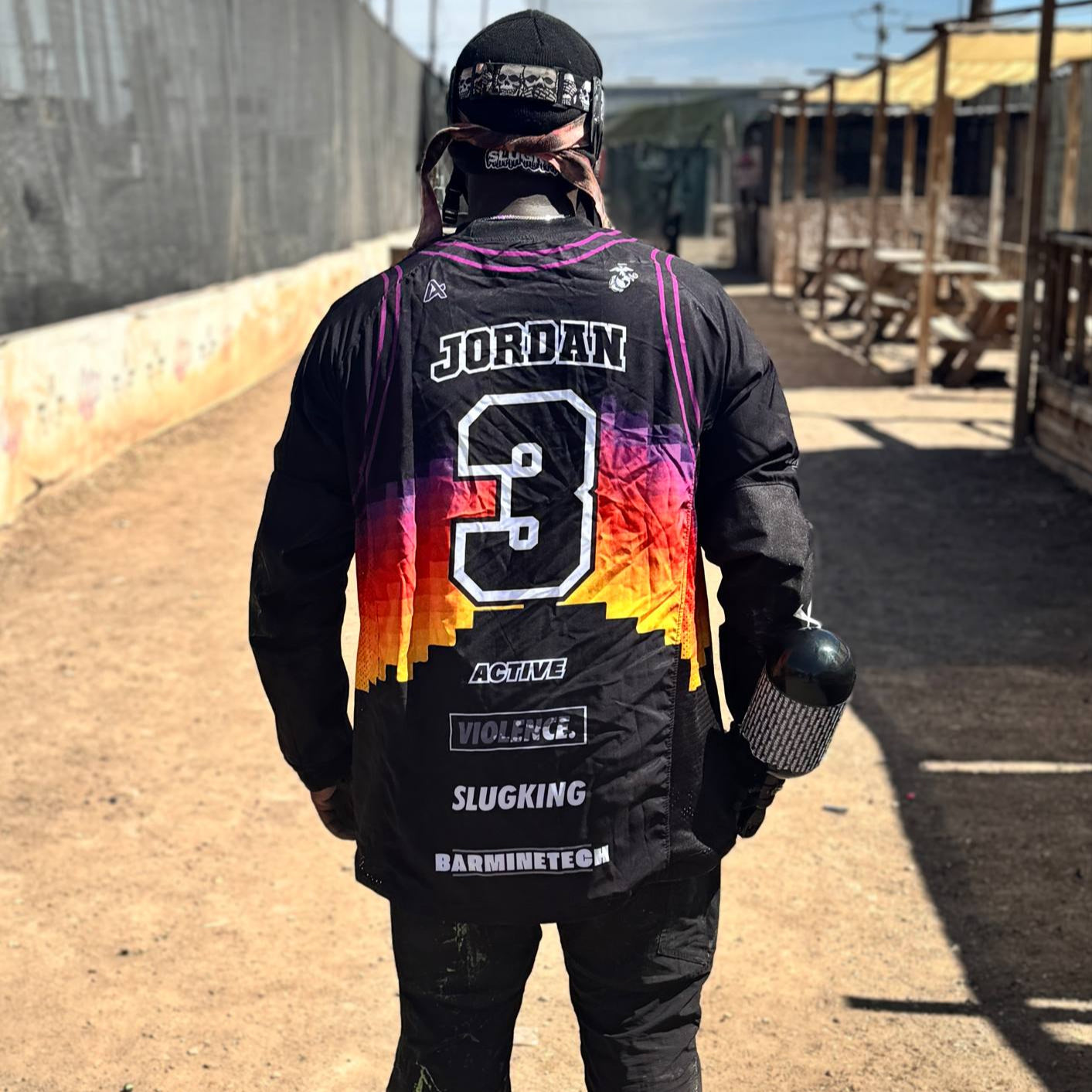 THE VALLEY - CHRIS JORDAN SIG.